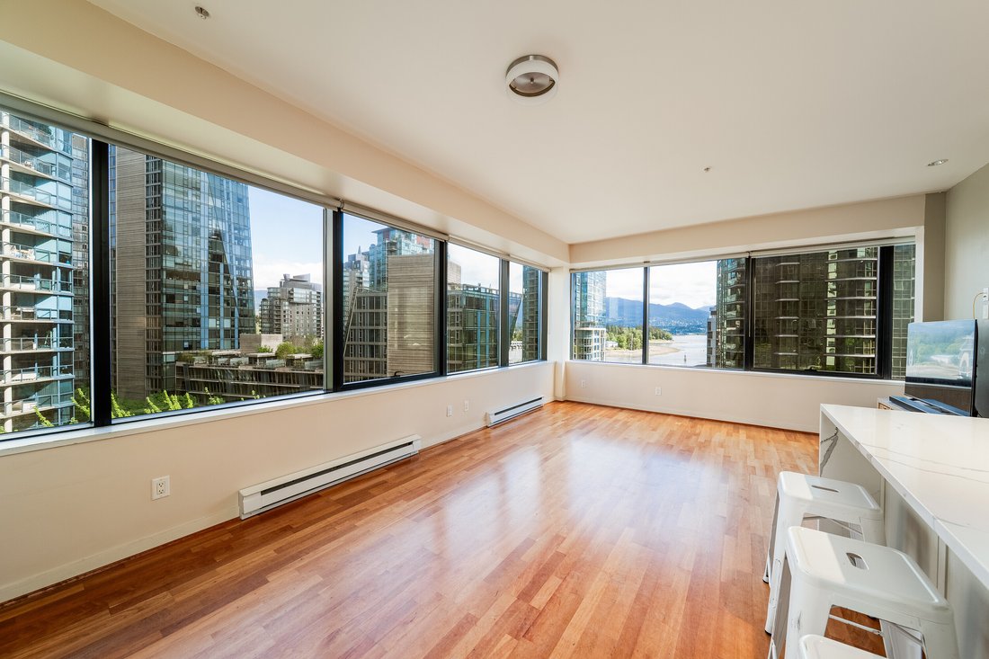 Condo in Vancouver, British Columbia, Canada 5 - 18425701