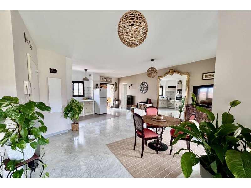 Appartamento a Pointe Rouge, 8e Arrondissement, Marsiglia 2 - 18425757
