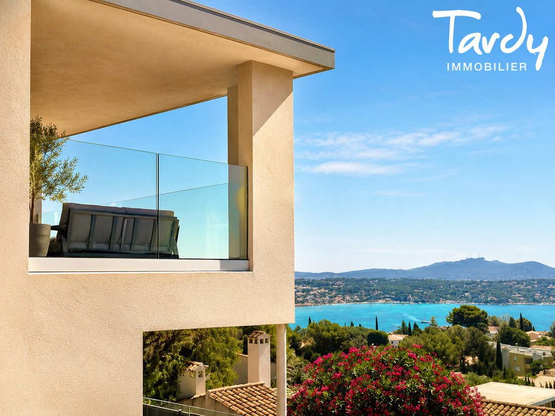 Villa in Bandol, Provence-Alpes-Côte d'Azur, France 2 - 18425771