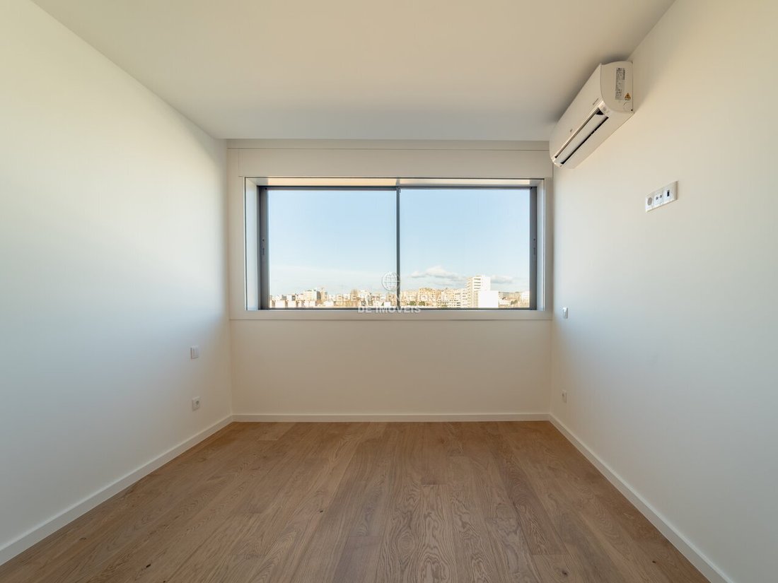 Apartment in Matosinhos e Leca da Palmeira, Porto District, Portugal 5 - 17500909