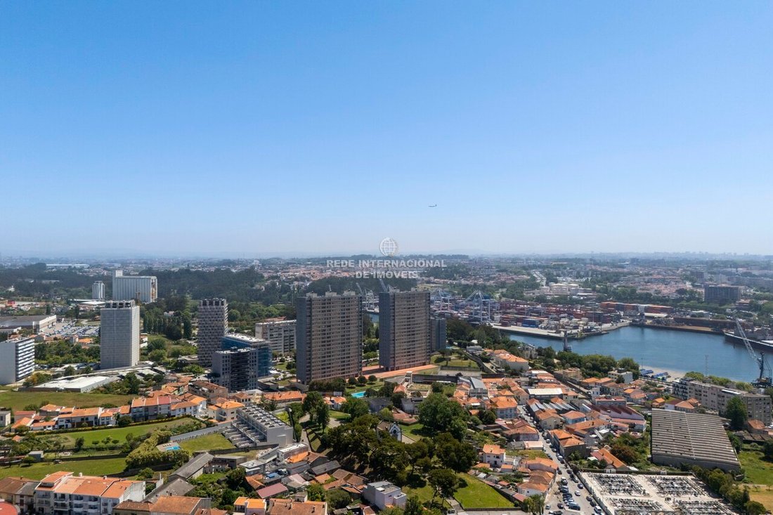 Apartamento en Matosinhos y Leca da Palmeira, Distrito de Oporto, Portugal 2 - 18164429