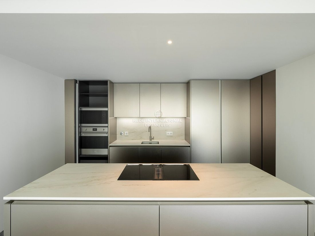 Apartment in Santo Antonio, Lisbon, Portugal 2 - 17500899