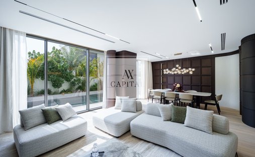Villa in Remraam, Dubai, United Arab Emirates 1