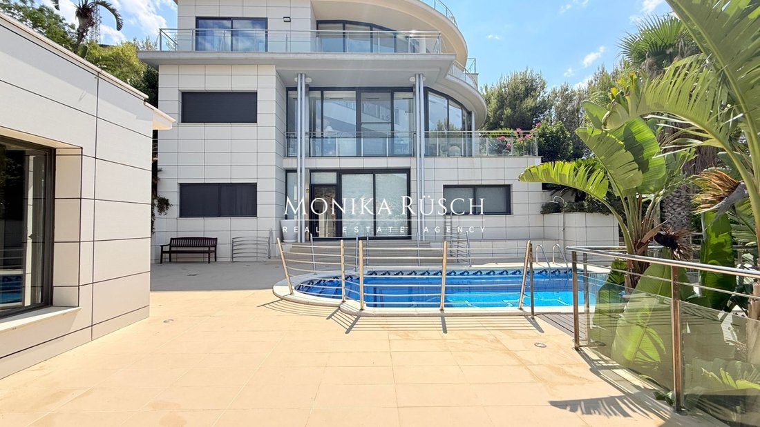Villa in Sitges, Catalonia, Spain 4 - 18425456