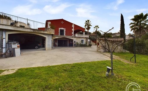 Maison à Nord-Hameaux, Contes, France 1