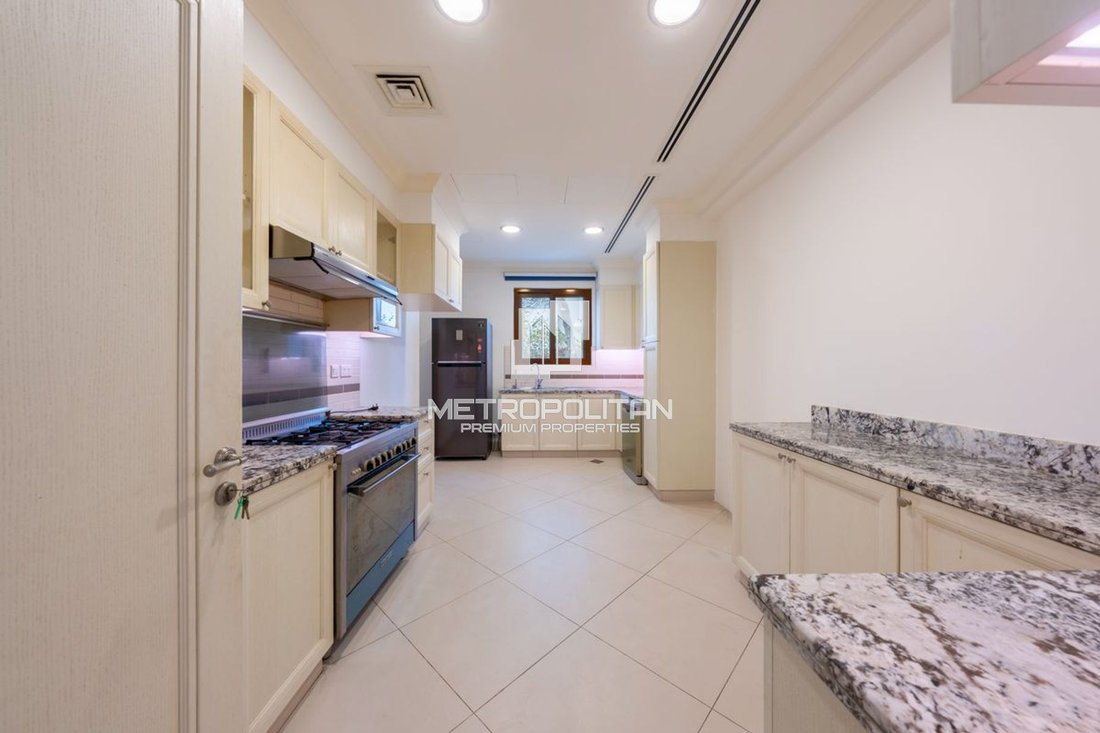 Villa in Wadi Al Safa 7, Wadi Al Safa, Dubai 3 - 18373219