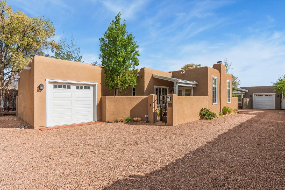 Condo in Santa Fe, New Mexico, United States 1 - 18425735