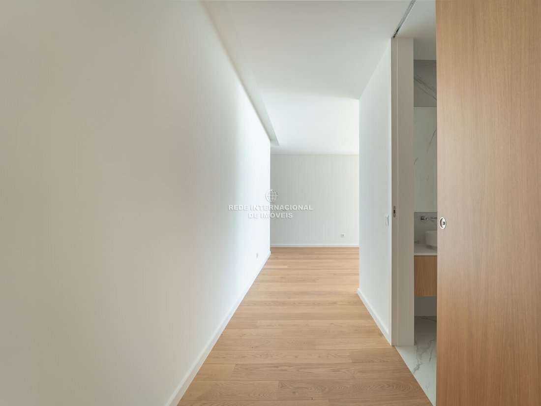 Apartment in Matosinhos e Leca da Palmeira, Porto District, Portugal 2 - 17501014