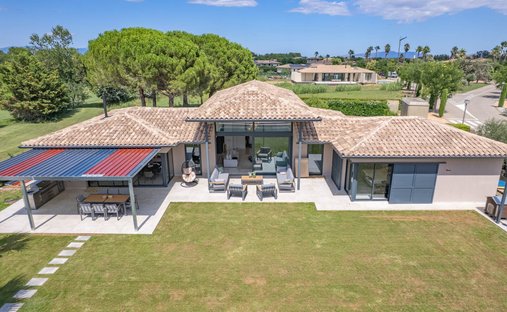 House in Navata, Catalonia, Spain 1