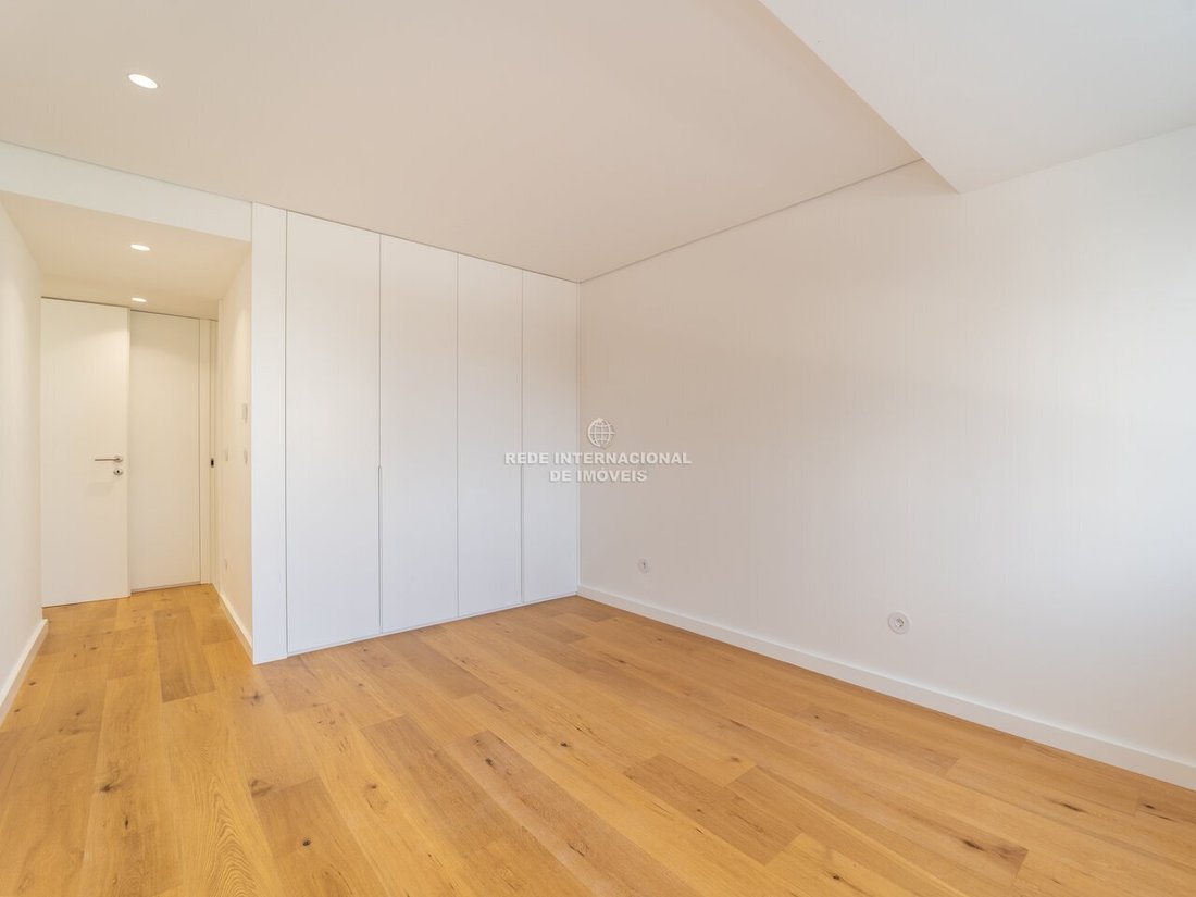 Apartment in Lordelo do Ouro e Massarelos, Porto District, Portugal 4 - 17500740