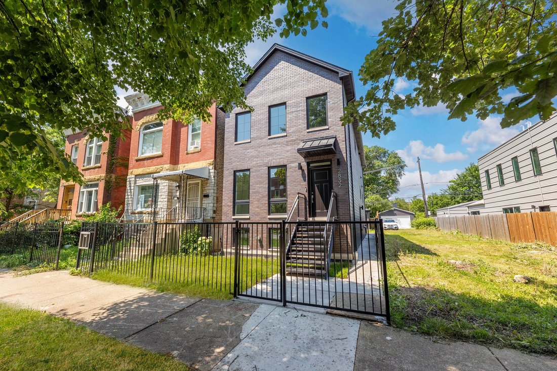 House in Chicago, Illinois, United States 2 - 18425558
