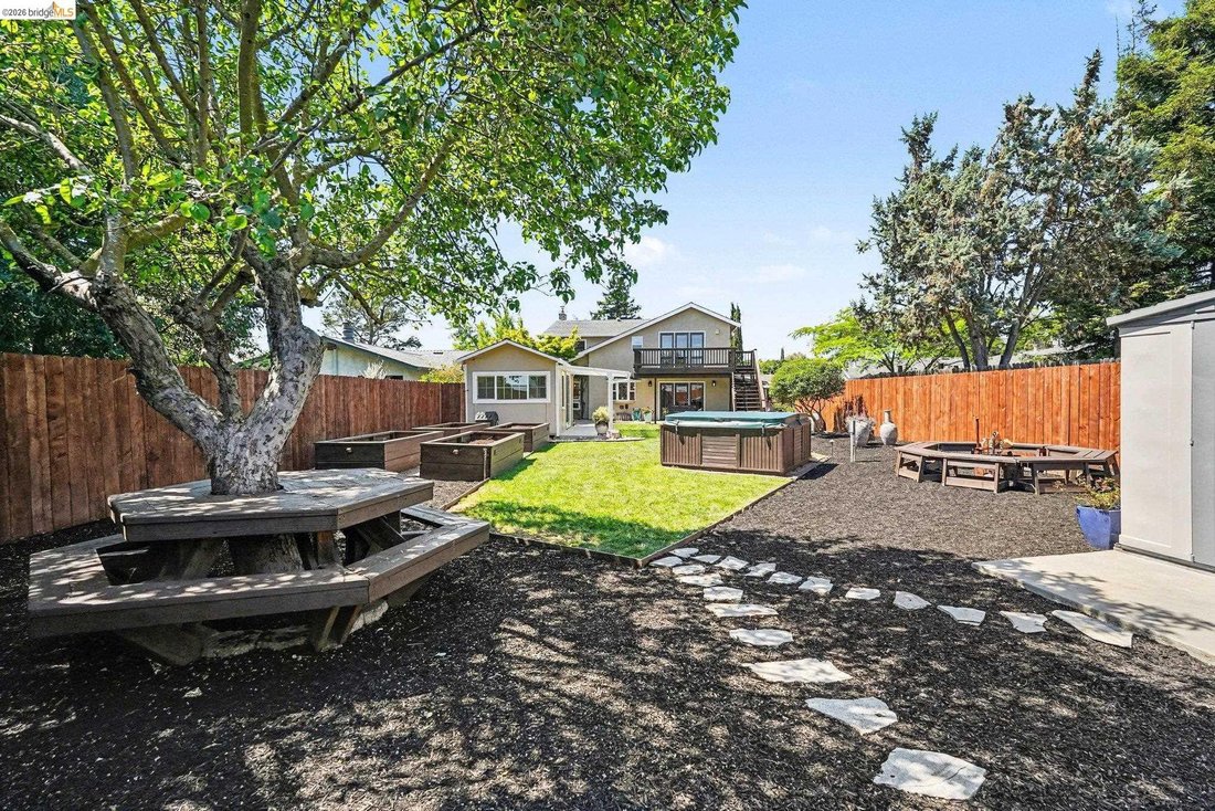 House in Benicia, California, United States 1 - 18425606