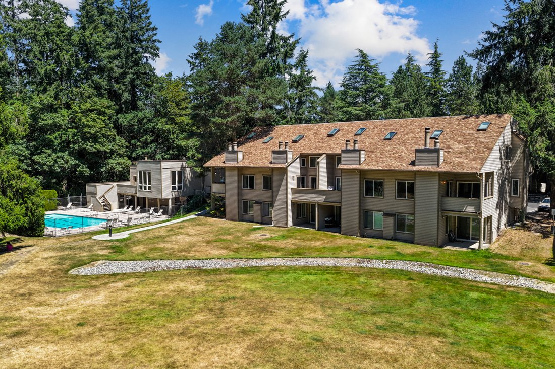 Condo in Bellevue, Washington, United States 1 - 18425733