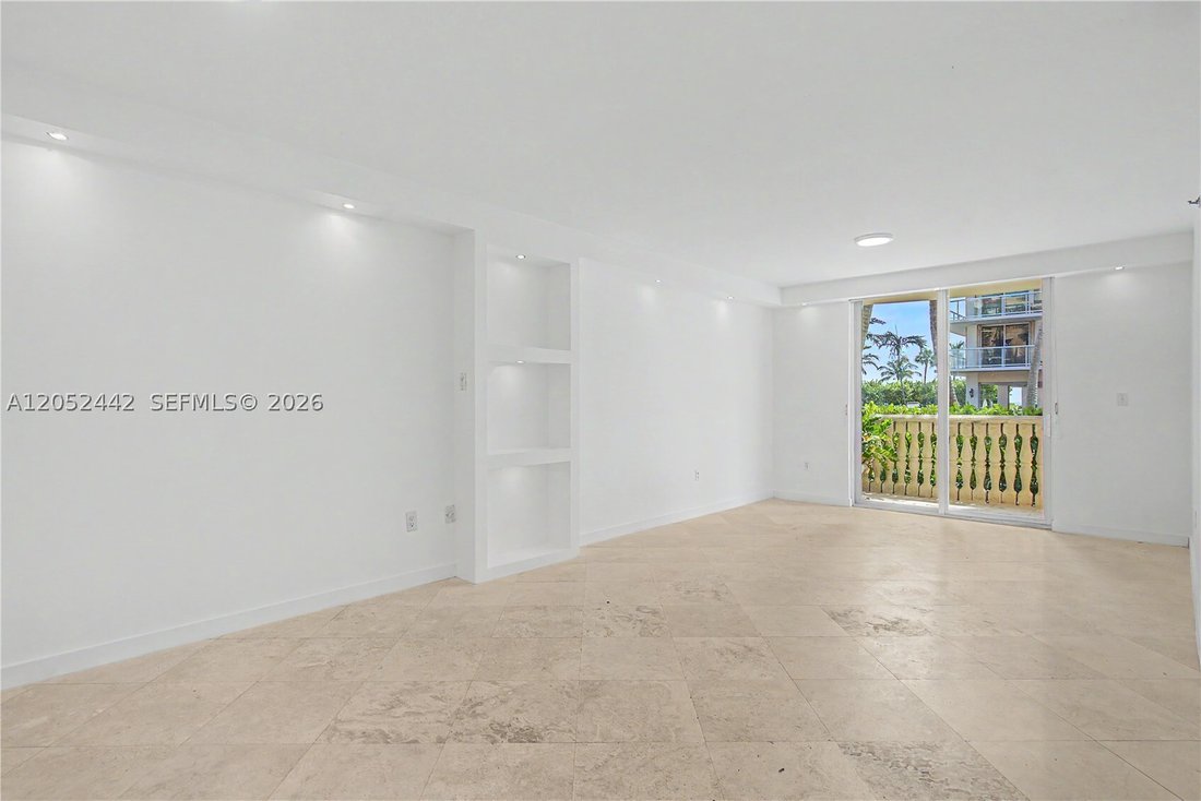 Condo in Bal Harbour, Florida, United States 3 - 18425440