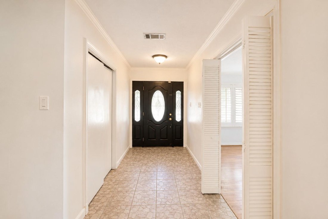 House in Houston, Texas, United States 4 - 18425656
