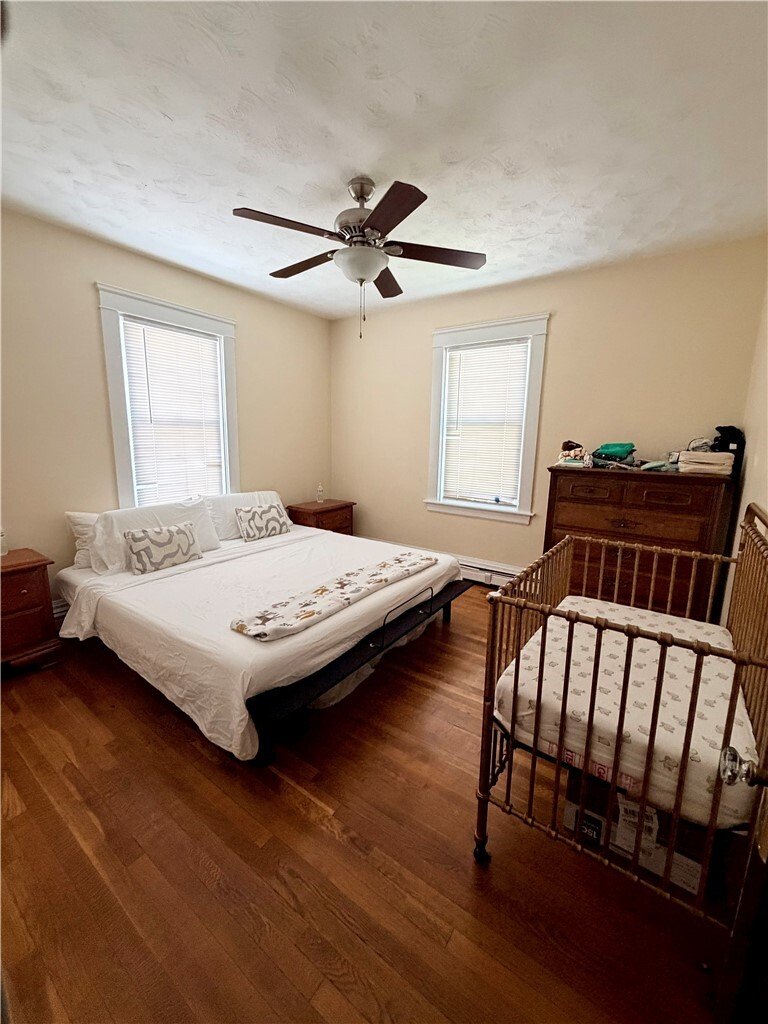 Cranston, Rhode Island, United States 5 - 18425484