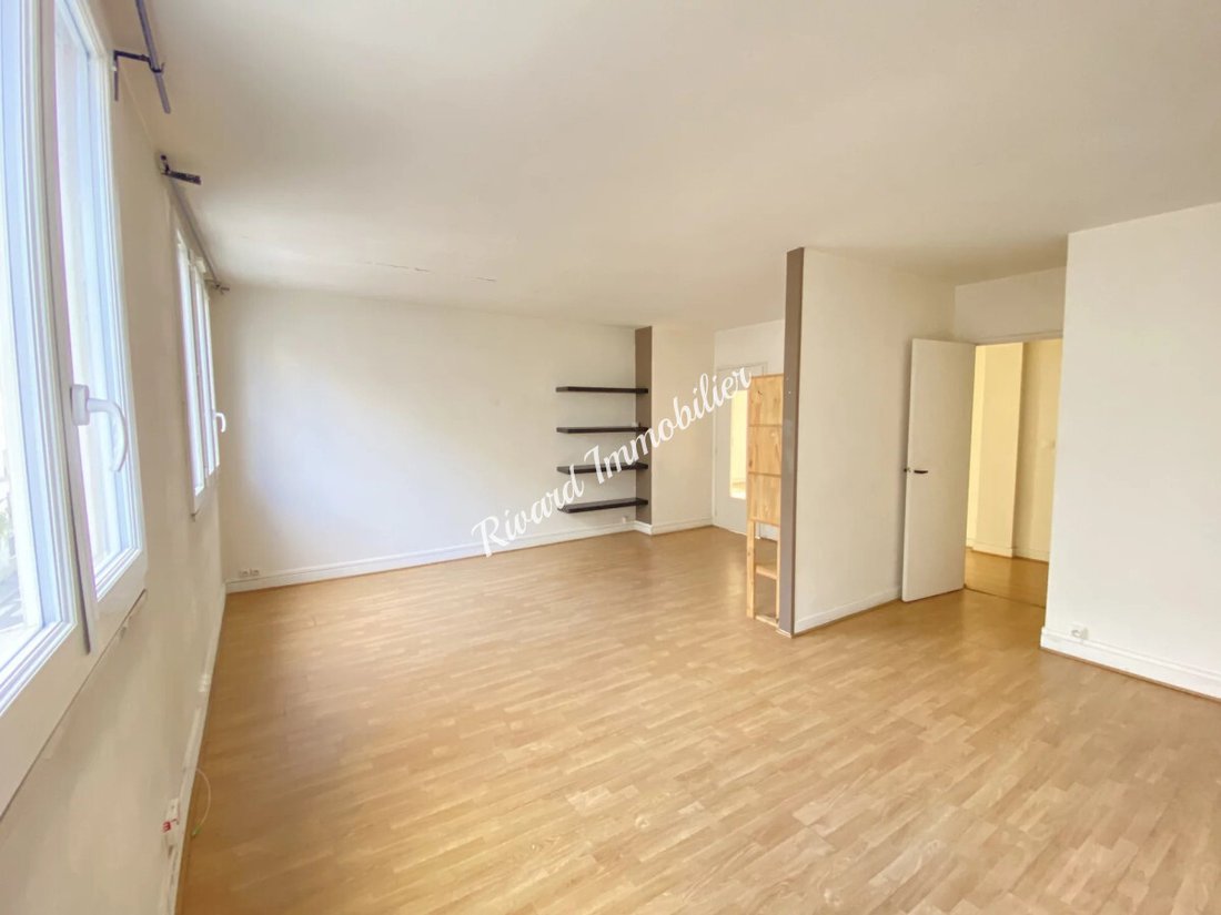 Apartment in Clignancourt-Jules Joffrin, Paris 18e Arrondissement, Paris 1 - 18425844