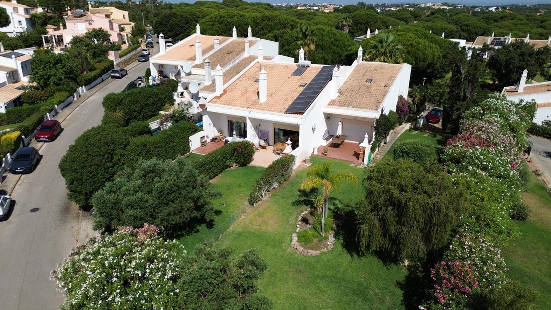 House in Olhos de Agua, Algarve, Portugal 1 - 18425837