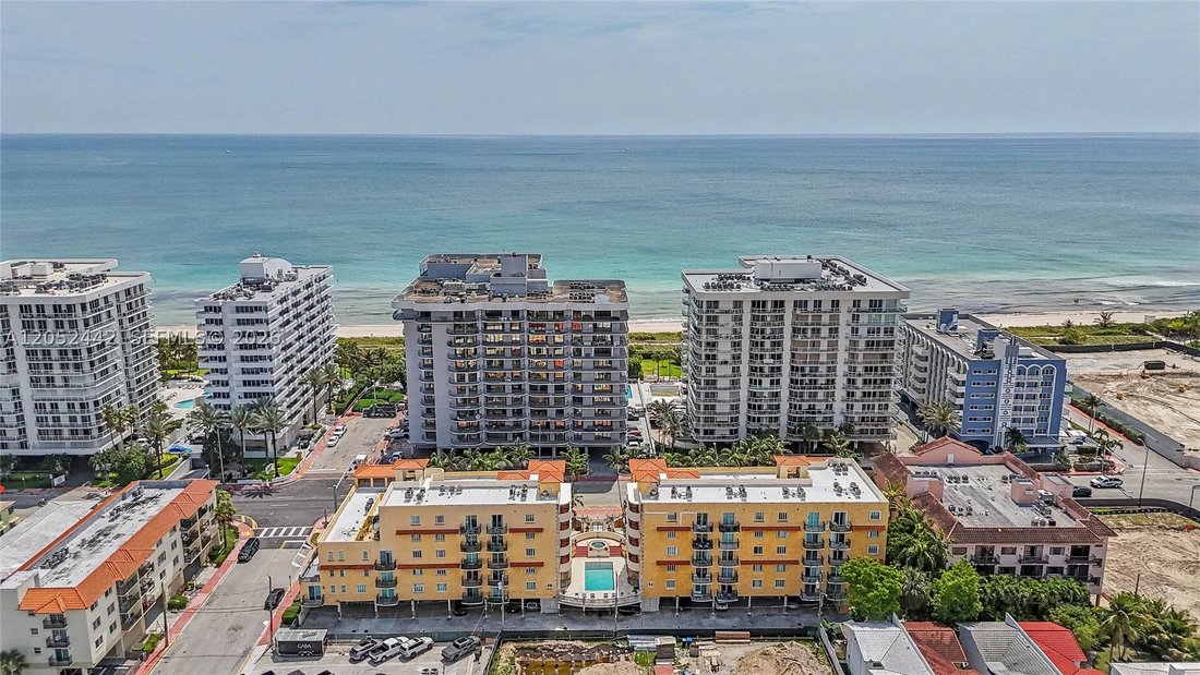Condo in Bal Harbour, Florida, United States 1 - 18425440