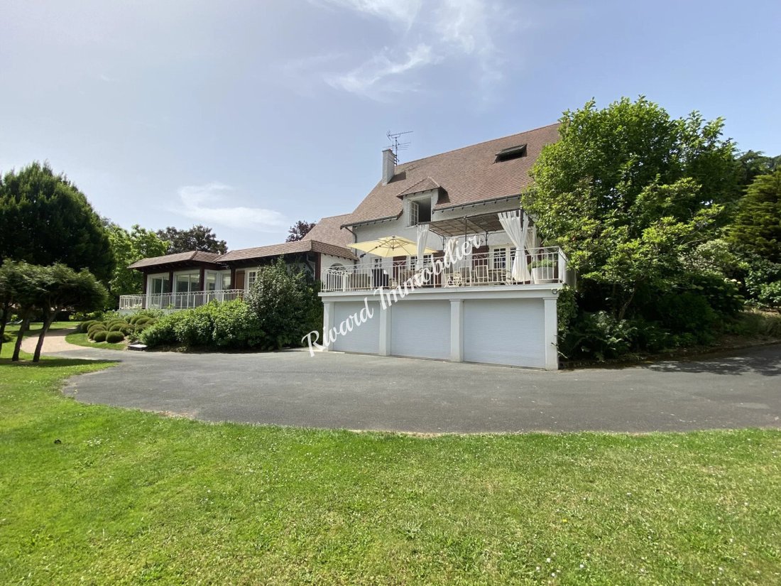 House in La Choletière, Cholet, France 3 - 18425802