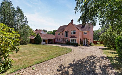 Casa en Wrecclesham, Lower Bourne, Inglaterra 1