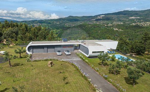 Villa a Canedo de Basto e Corgo, Braga, Portogallo 1