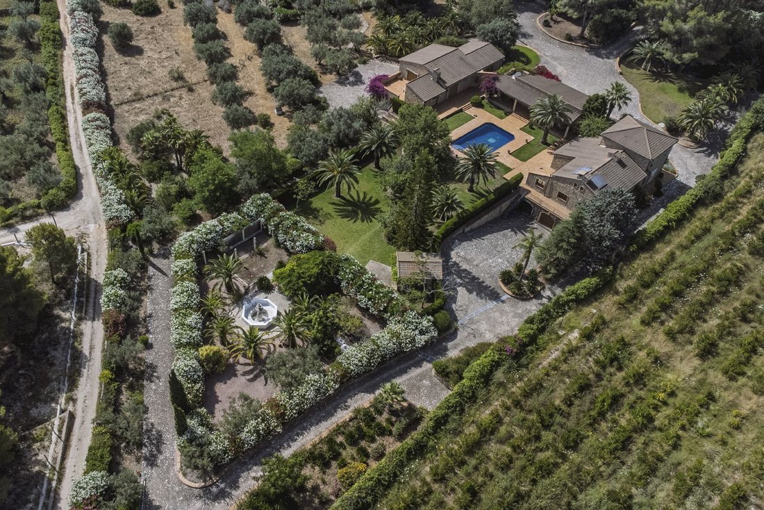 Villa in Pedreguer, Valencian Community, Spain 2 - 18426276
