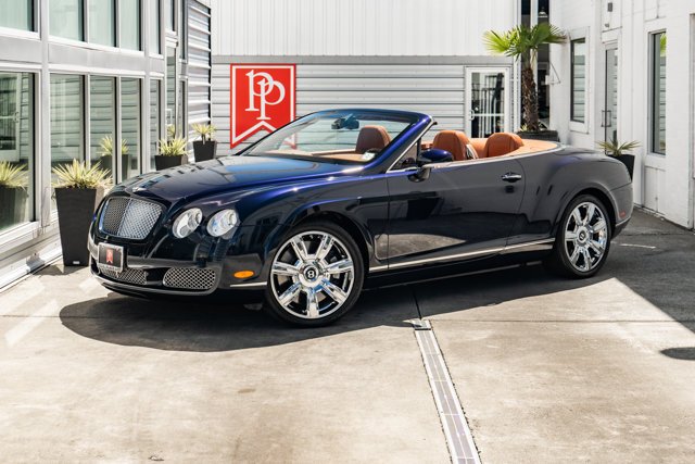 Cabriolet in Bellevue, WA, United States 2 - 18360303