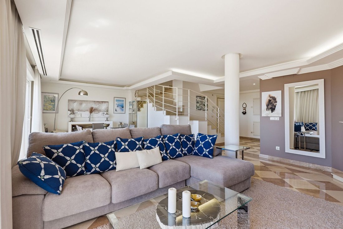 Penthouse in Nueva Andalucia, Marbella, Spain 2 - 18426624