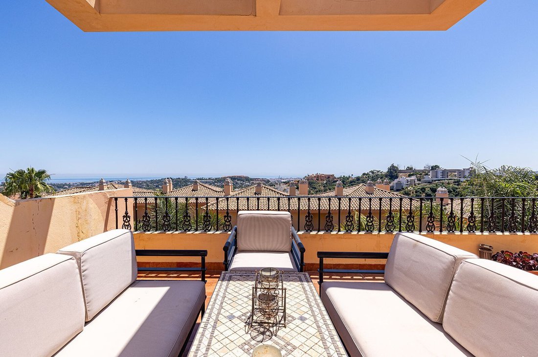 Penthouse in Nueva Andalucia, Marbella, Spain 1 - 18426624