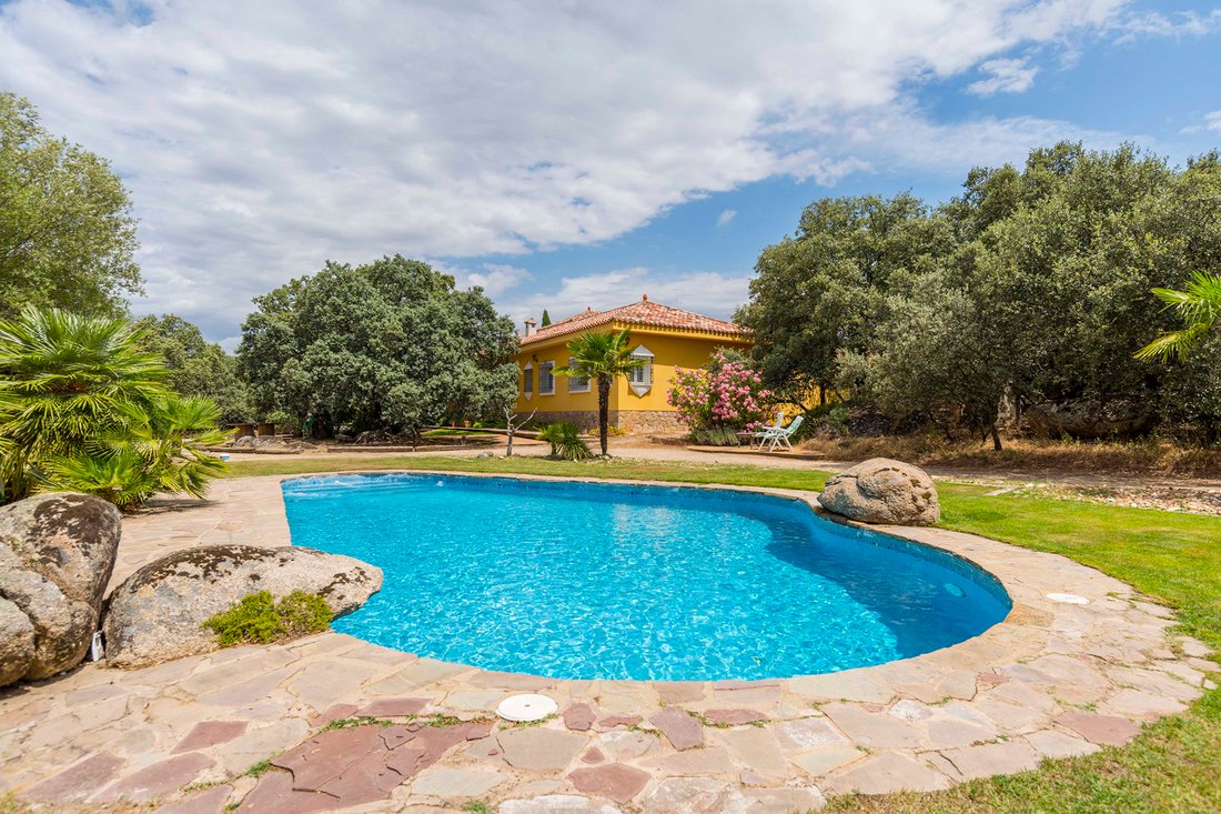 House in Galapagar, Comunidad de Madrid, Spain 3 - 18426376