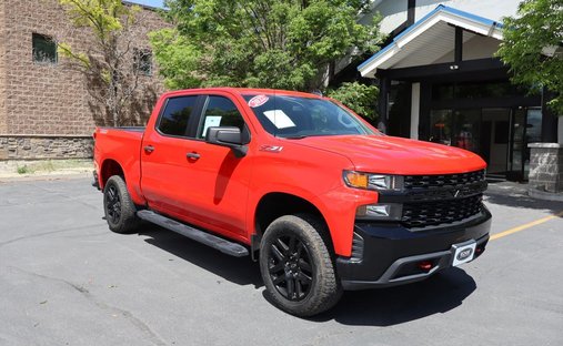2022 Chevrolet Silverado 1500 Limited Crew Cab Custom Trail Boss Pickup 4D 5 3/4 ft in Draper, UT, United States 1