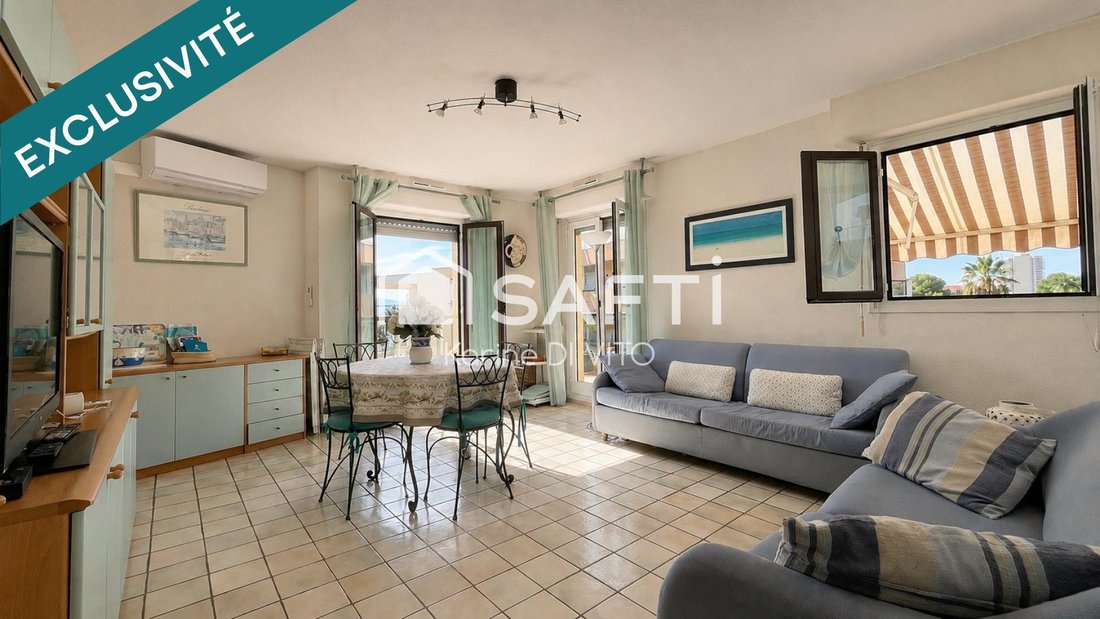 Apartment in Le Dramont-Agay-Anthéor-Le Trayas, Saint-Raphaël, France 3 - 18427070