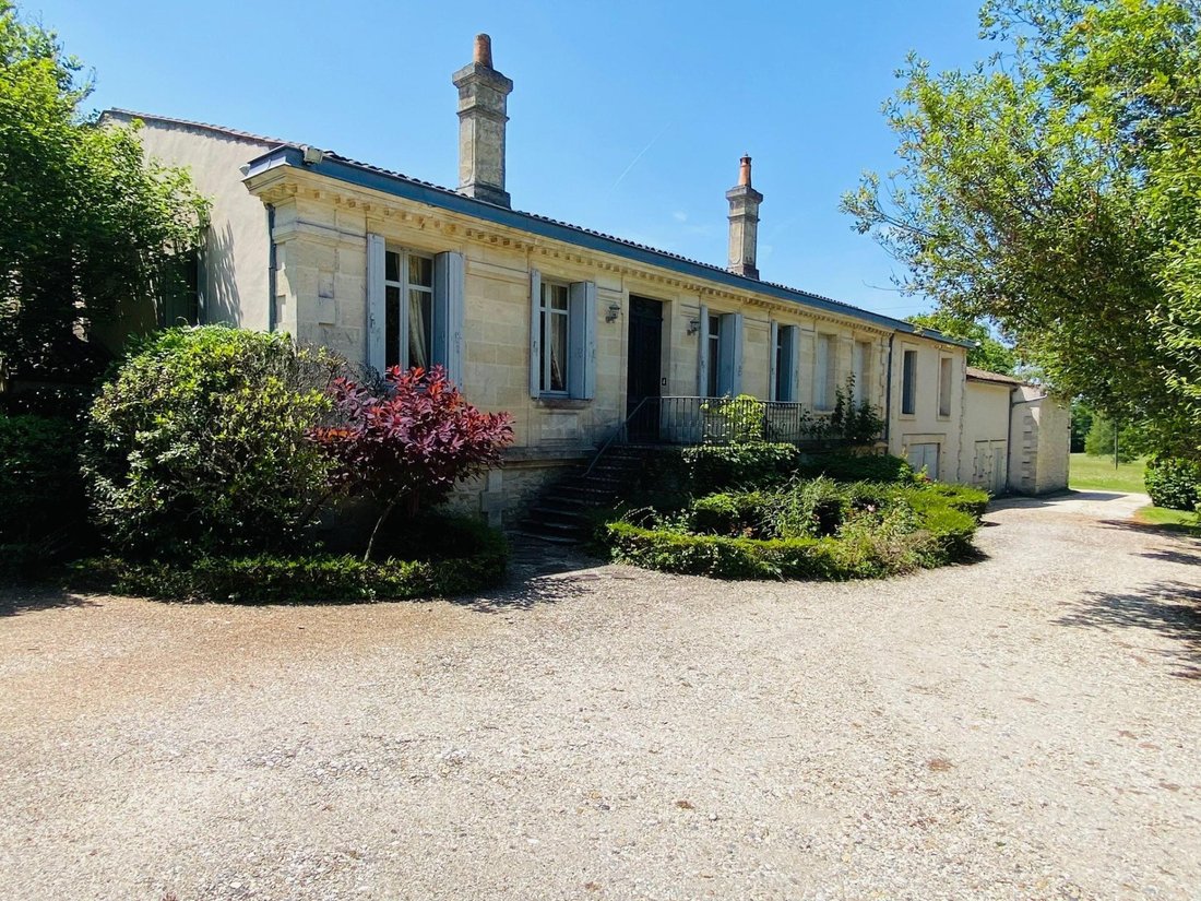 House in Moulis-en-Medoc, Nouvelle-Aquitaine, France 2 - 18427069