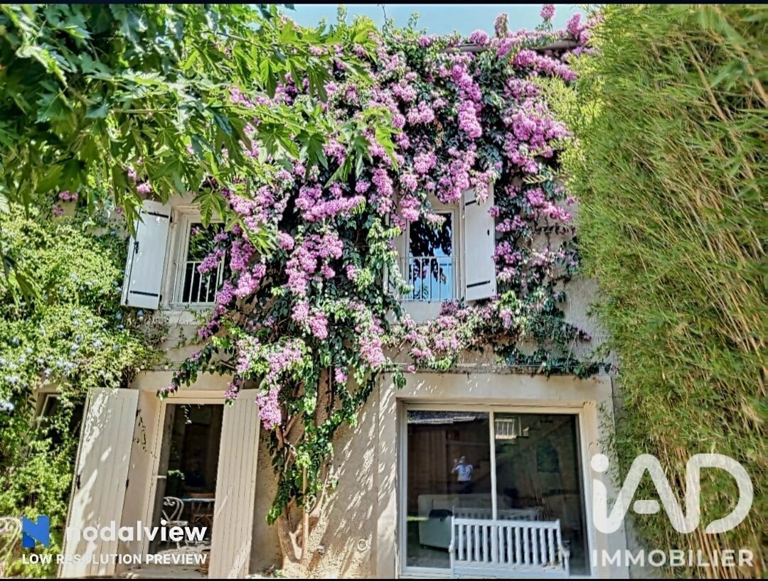 House in Graveson, Provence-Alpes-Côte d'Azur, France 1 - 18429637