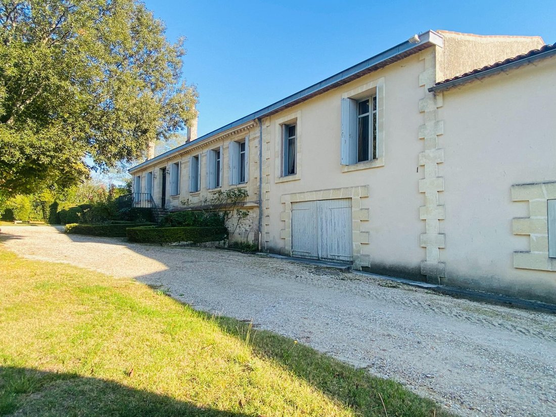 House in Moulis-en-Medoc, Nouvelle-Aquitaine, France 4 - 18427069