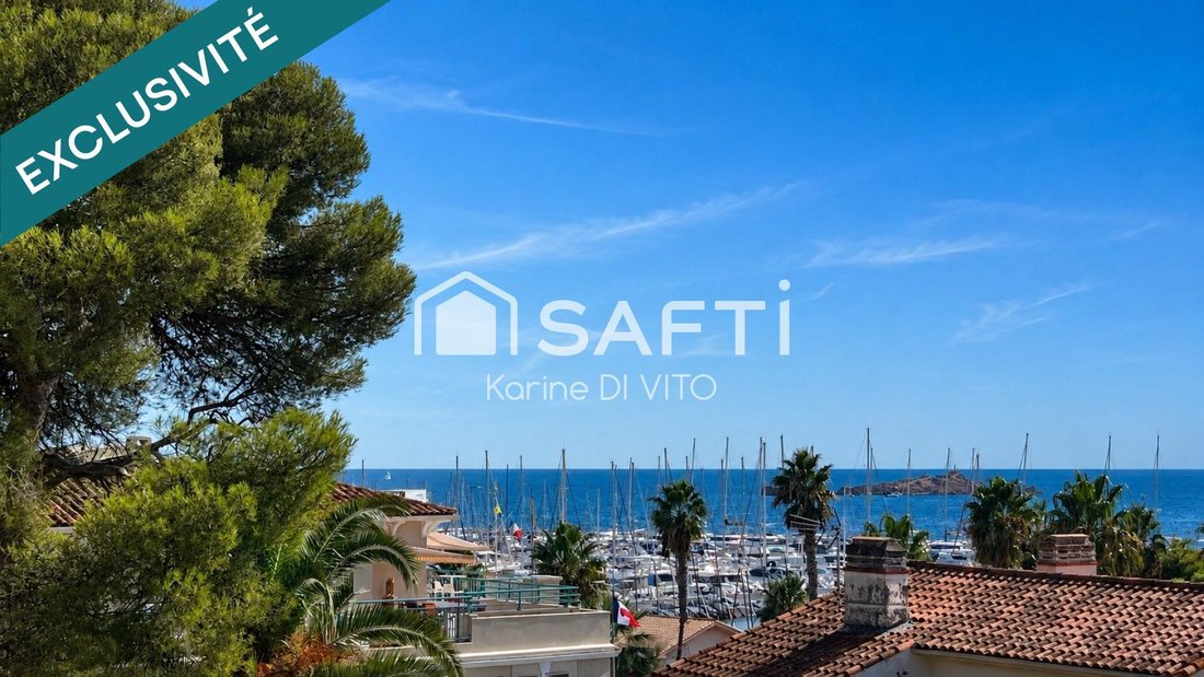 Apartment in Le Dramont-Agay-Anthéor-Le Trayas, Saint-Raphaël, France 1 - 18427070