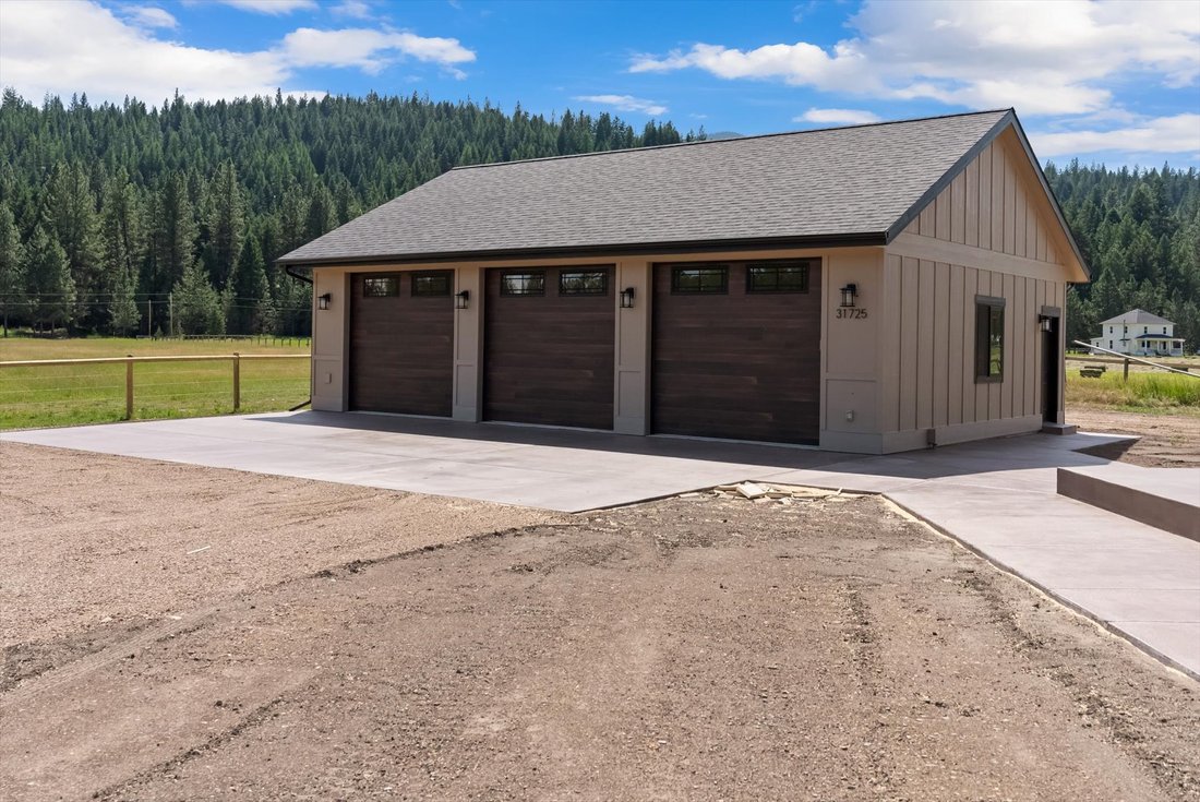 House in Huson, Montana, United States 3 - 18426373