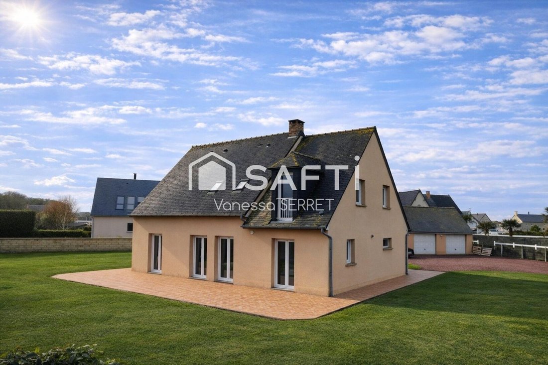 House in Vierville-sur-Mer, Normandy, France 1 - 18427090