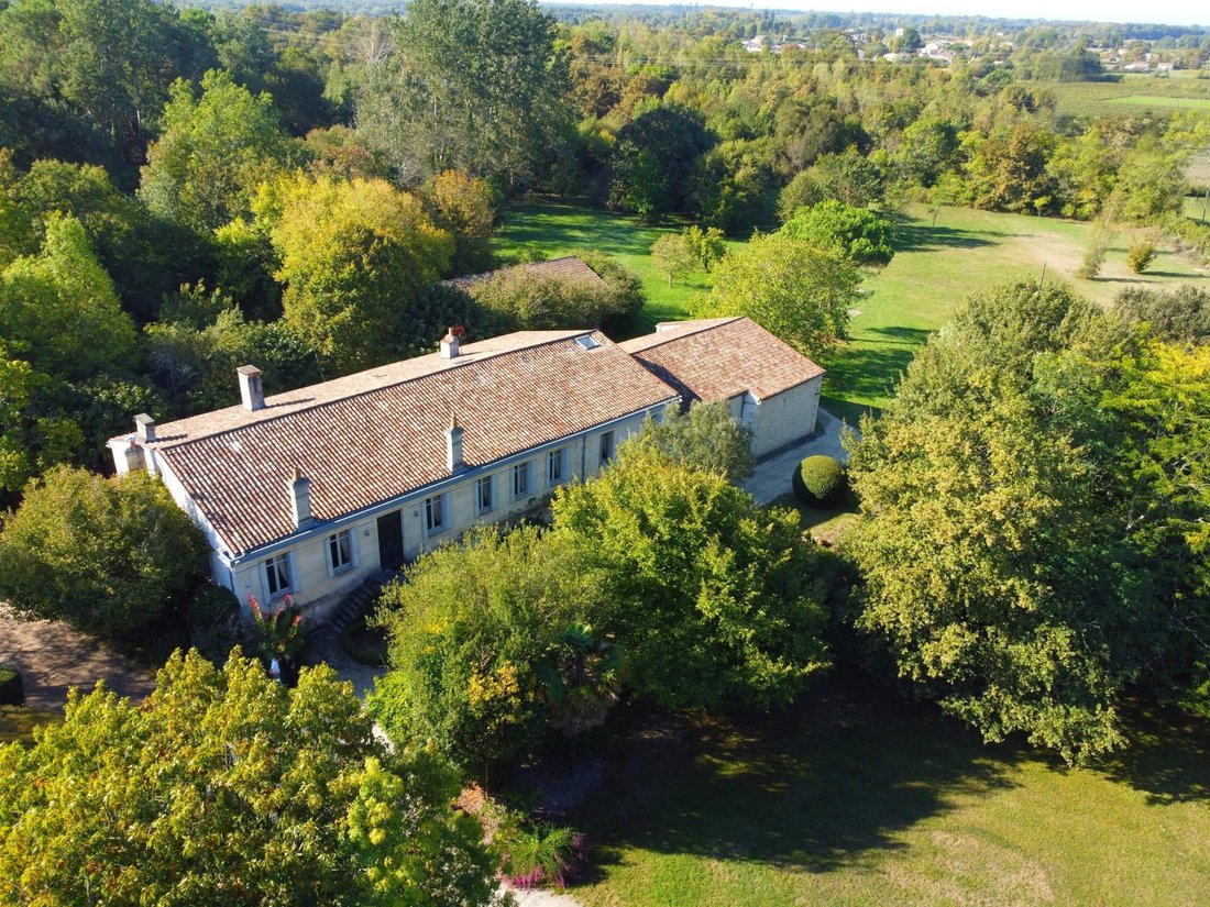 House in Moulis-en-Medoc, Nouvelle-Aquitaine, France 1 - 18427069