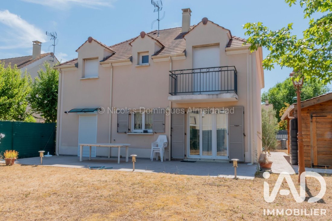 House in Rouvres-Les Bergeries, Vigneux-sur-Seine, France 1 - 18429499