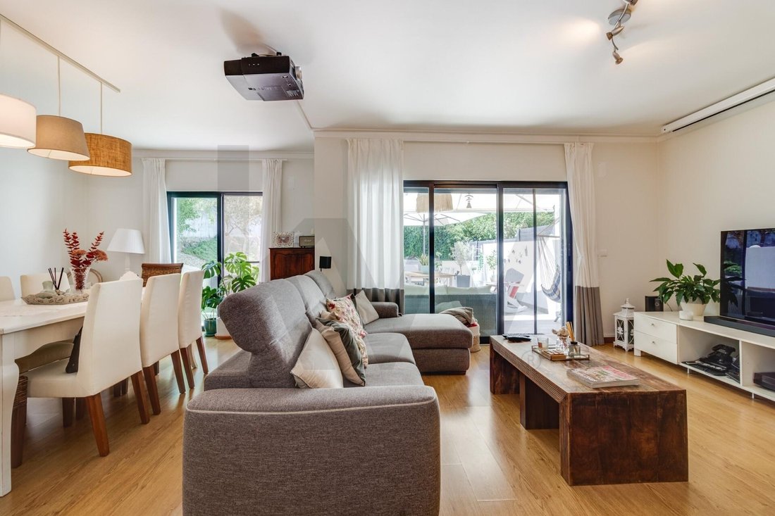 Townhouse in Mafra, Lisbon, Portugal 2 - 18426274