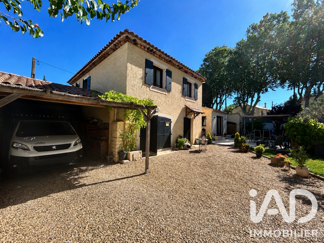 House in Fontvieille, Provence-Alpes-Côte d'Azur, France 1 - 18429789