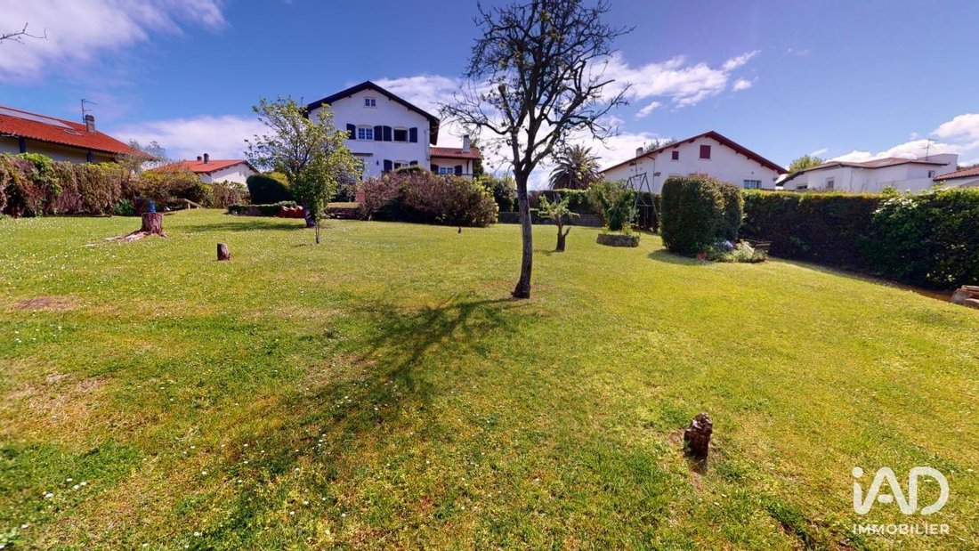 House in Duconteria-Jai Alai-Stade, Saint-Jean-de-Luz, France 2 - 18429696