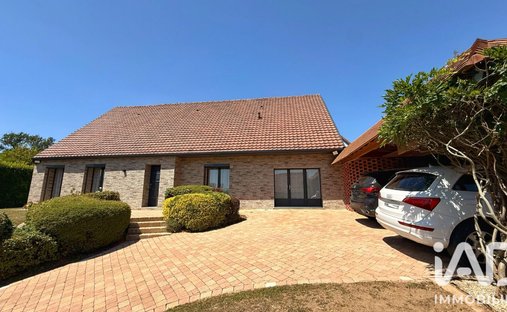 House in Saint-Paul, Hauts-de-France, France 1