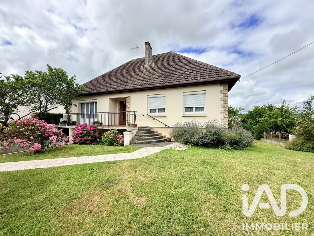 House in Touques, Normandy, France 1 - 18429615
