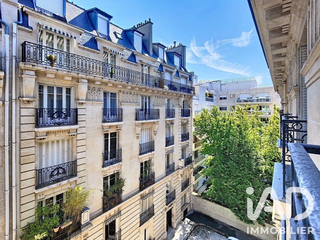 Apartment in La Plaine des Sablons, Neuilly-sur-Seine, France 1 - 17276648