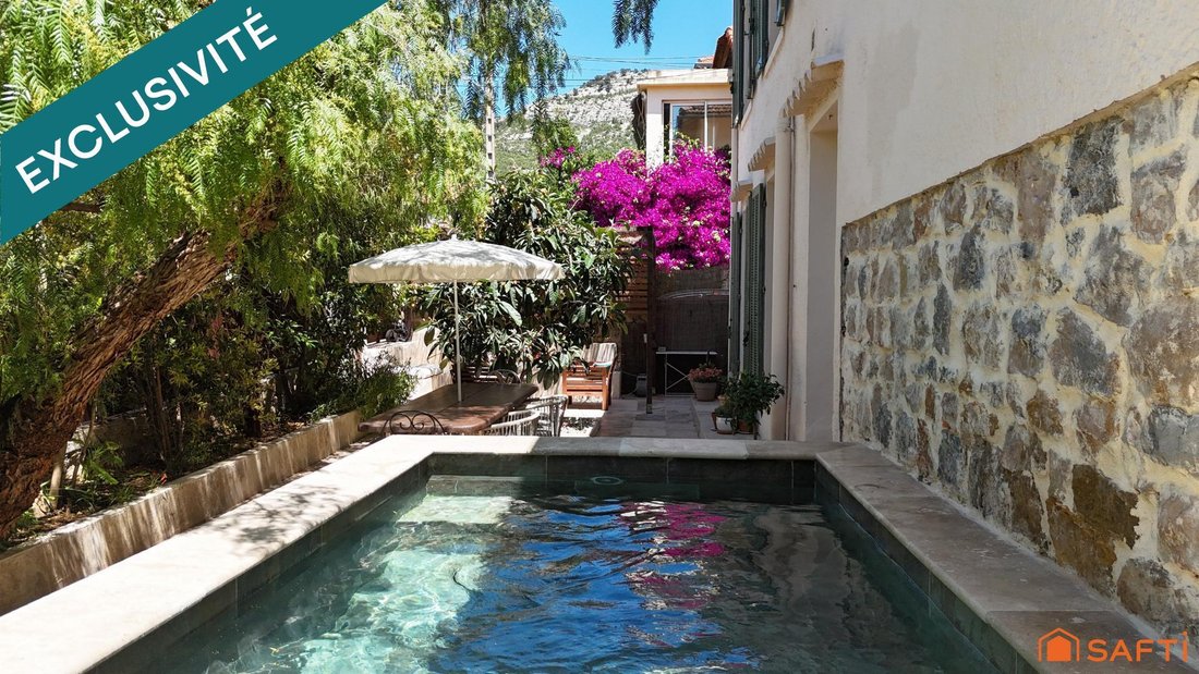 House in Aguillon, Toulon, France 1 - 18100280