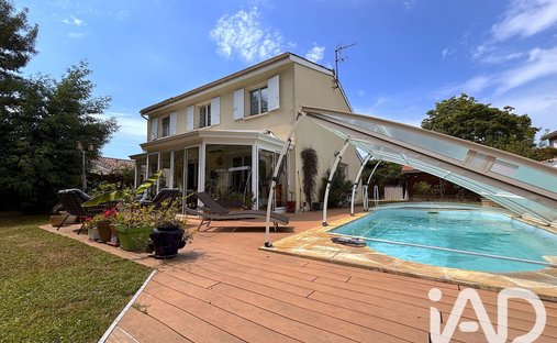 House in Mérignac, Nouvelle-Aquitaine, France 1