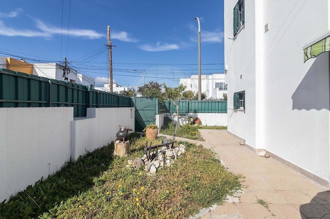 Villa in Alto do Seixalinho, Santo Andre e Verderena, Setubal, Portugal 2 - 18426257